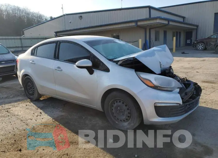 KNADM4A36G6565573 Photo# 4