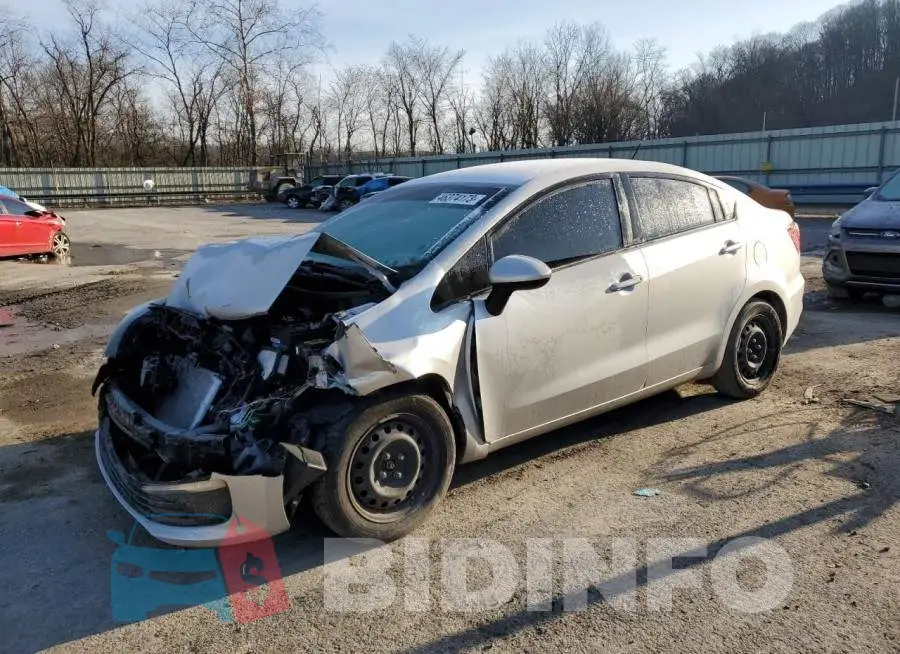 KNADM4A36G6565573 Photo# 1