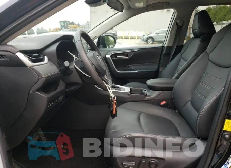 2T3A1RFV2MC217027 Photo# 7