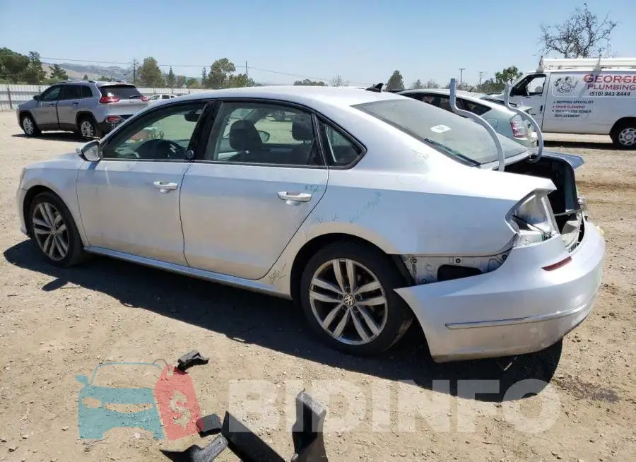 1VWLA7A37KC001088 Photo# 2