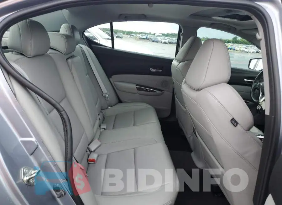 19UUB2F58FA017837 Photo# 10