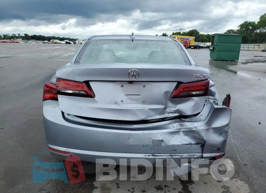19UUB2F58FA017837 Photo# 6