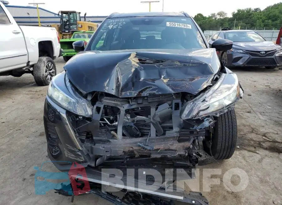 3N1CP5DV4PL500982 Photo# 5