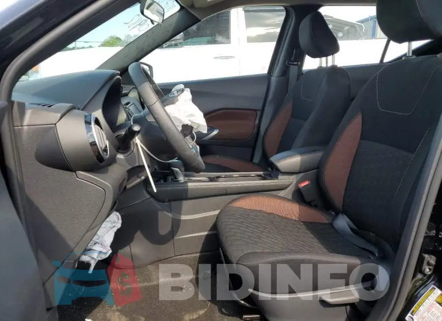 3N1CP5DV4PL500982 Photo# 7