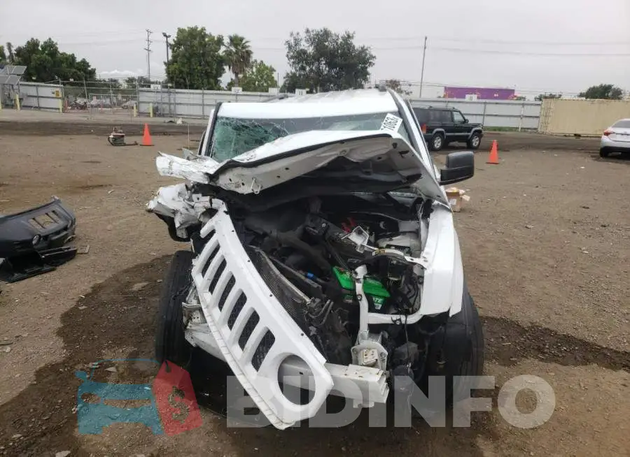 1C4NJPBB3GD649532 Photo# 5