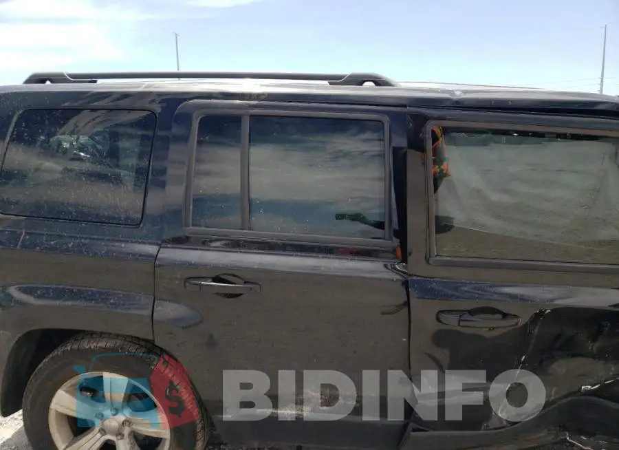 1C4NJPBB6ED659727 Photo# 10