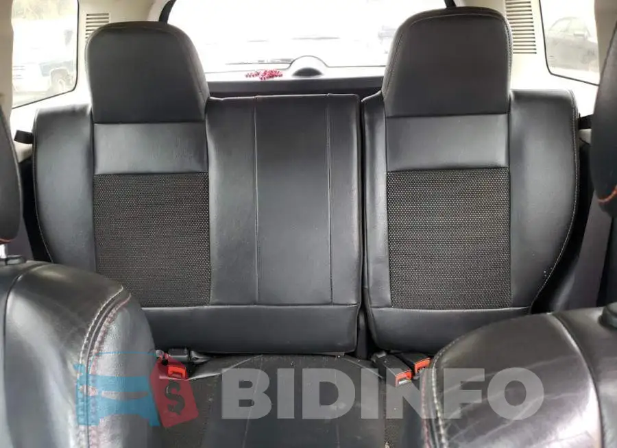 1C4NJPBB9GD700273 Photo# 10