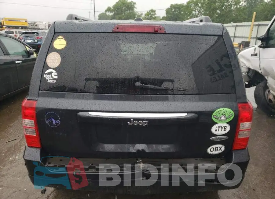 1C4NJPFA1GD590921 Photo# 6