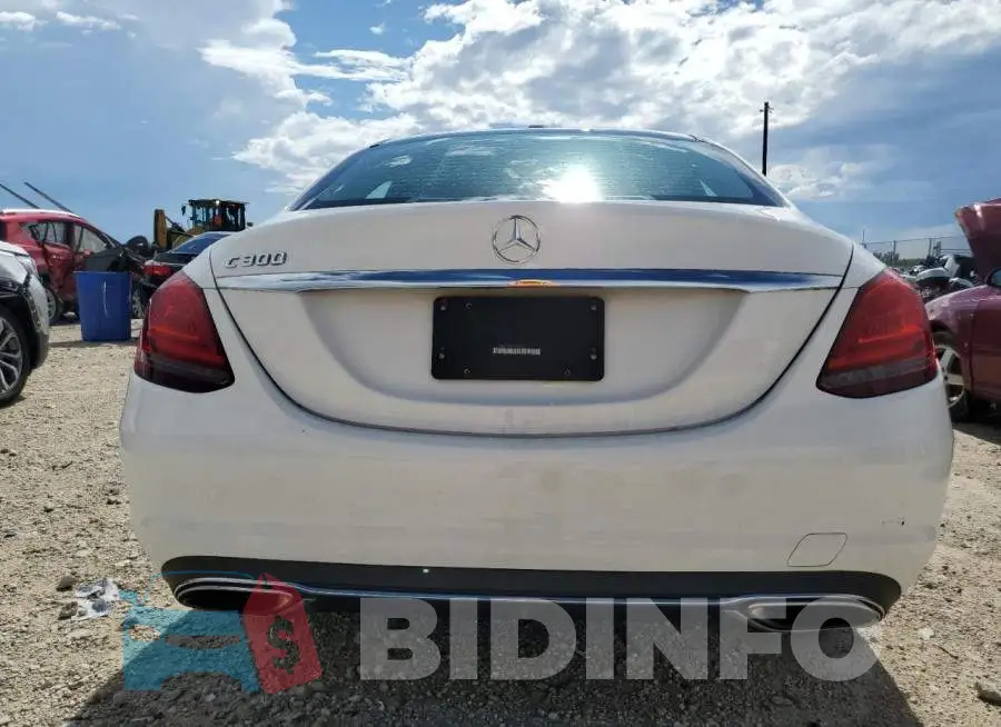 55SWF8DB7KU308997 Photo# 6