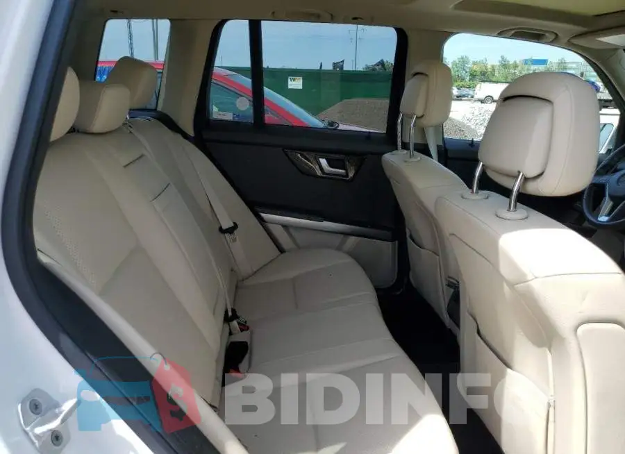 WDCGG8JB6EG239179 Photo# 11