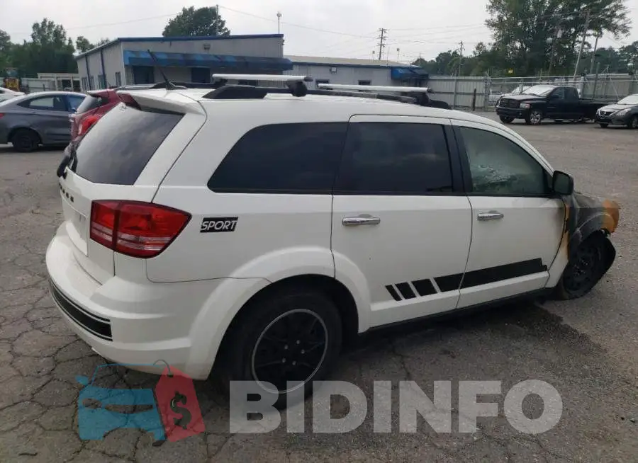 3C4PDCAB4HT561840 Photo# 3