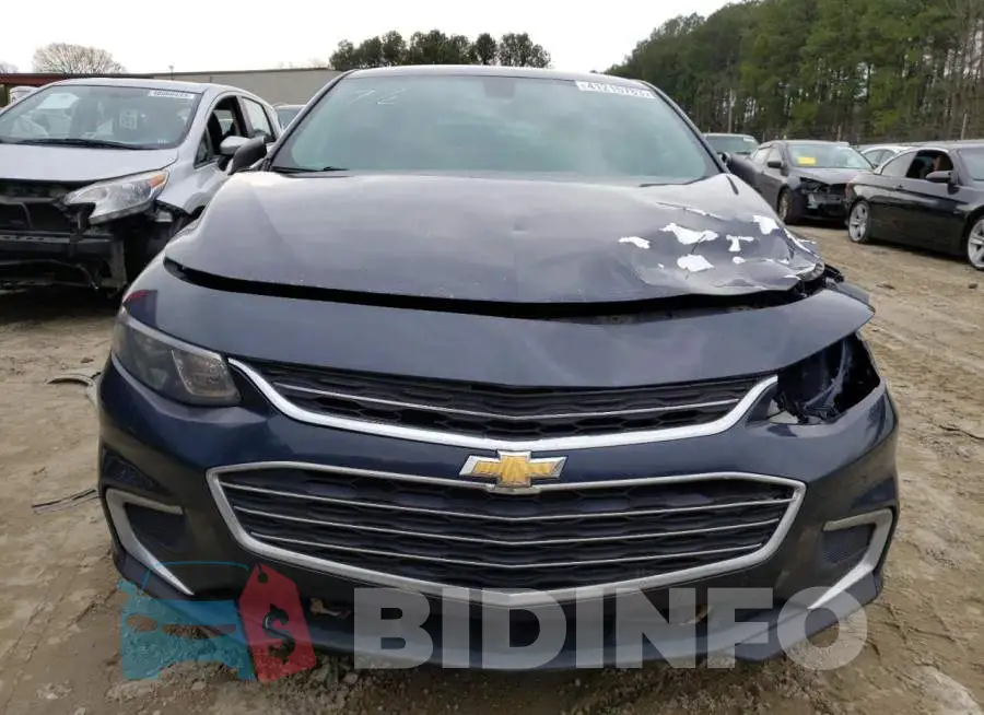 1G1ZB5ST5HF153884 Photo# 5
