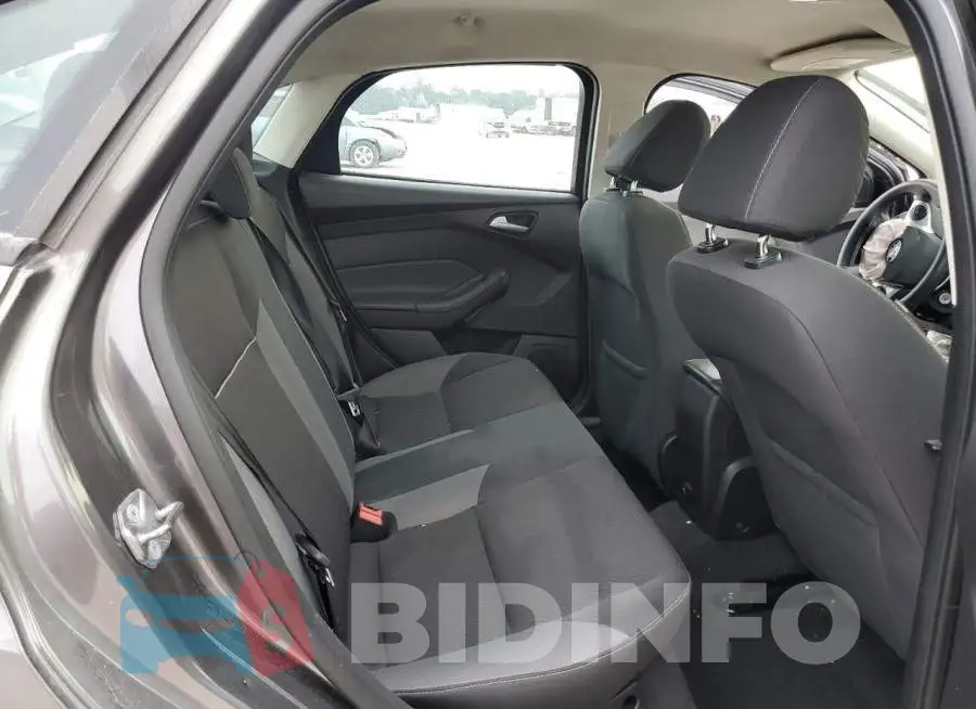 1FADP3F21EL372322 Photo# 10