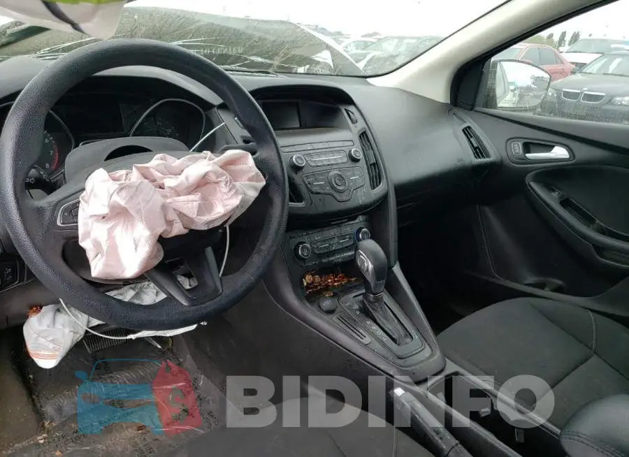 1FADP3F23JL207026 Photo# 8