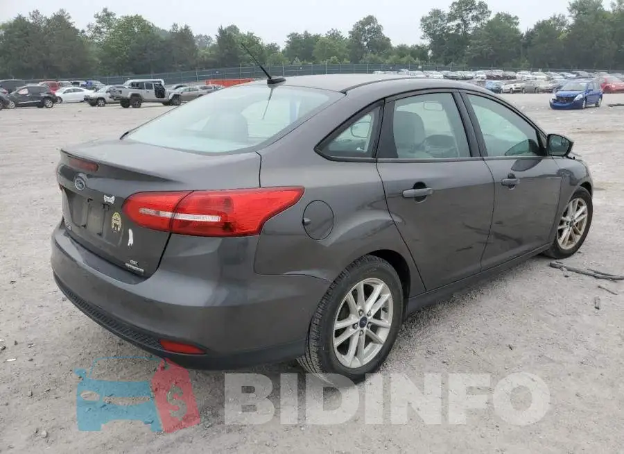 1FADP3F26FL330469 Photo# 3