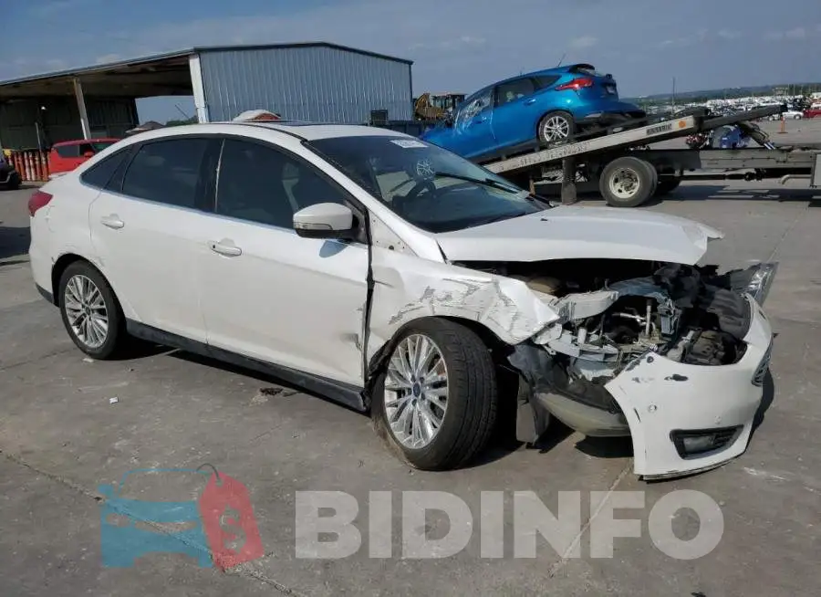 1FADP3J29FL240272 Photo# 4