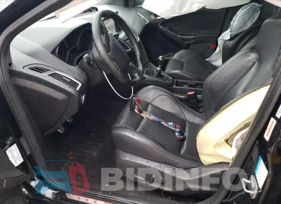 1FADP3L90GL329272 Photo# 7