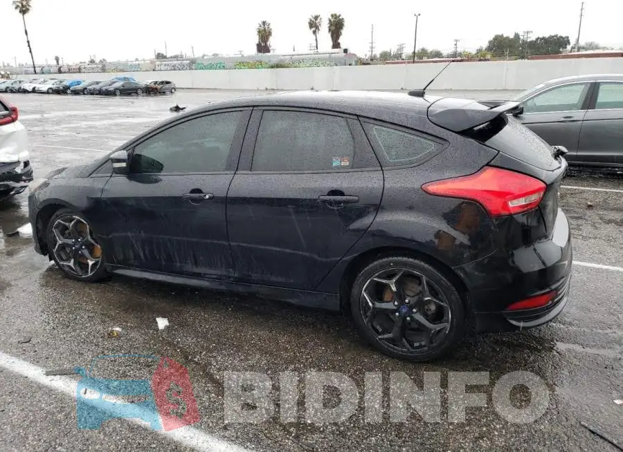 1FADP3L90GL329272 Photo# 2
