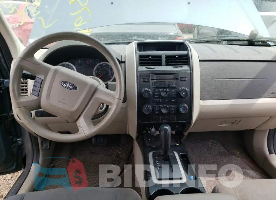 1FMCU0C72BKC63068 Photo# 8