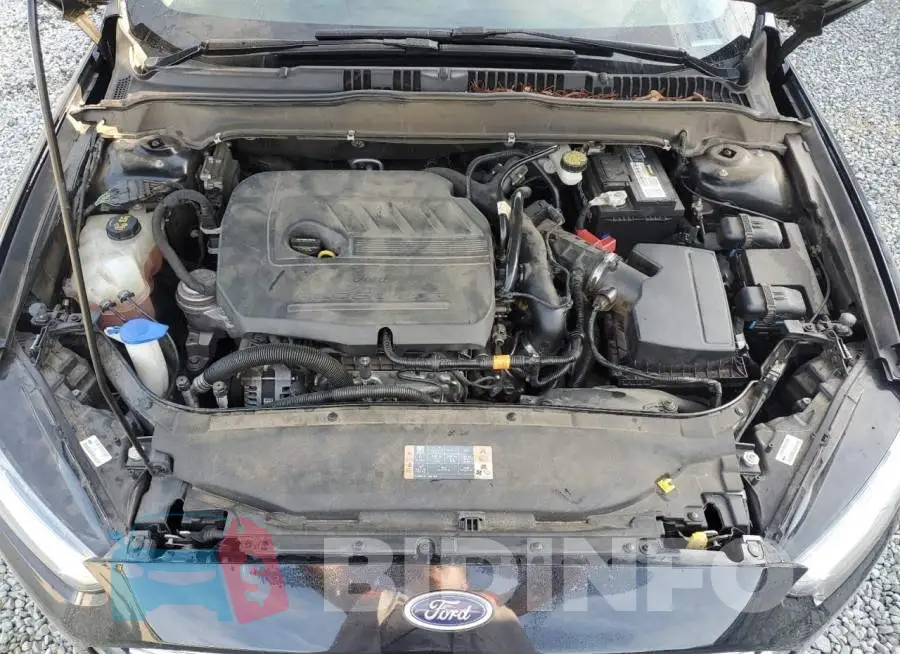 3FA6P0HD1GR102047 Photo# 11