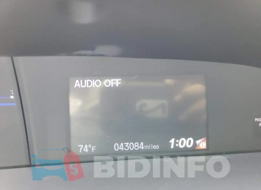 19XFB2F5XFE030514 Photo# 9