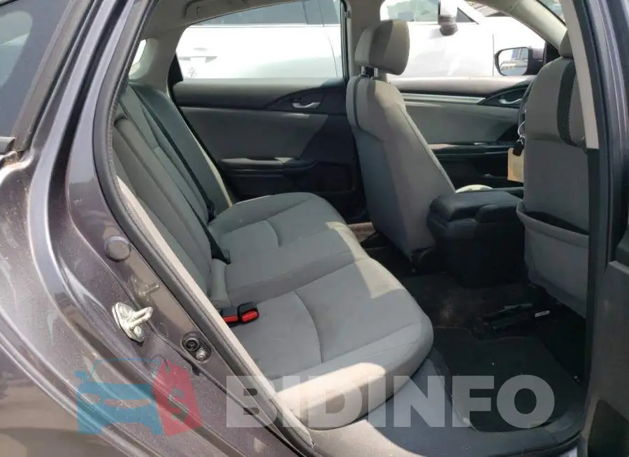19XFC2F70GE220533 Photo# 10