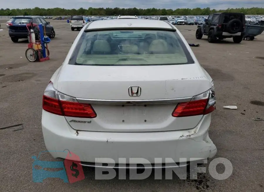 1HGCR2F87EA150525 Photo# 6