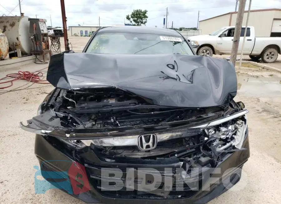1HGCV1F52JA114747 Photo# 5