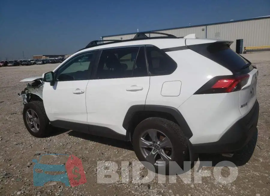 2T3P1RFV3NW301514 Photo# 2