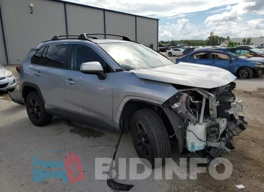 JTMW1RFV8KJ002803 Photo# 4