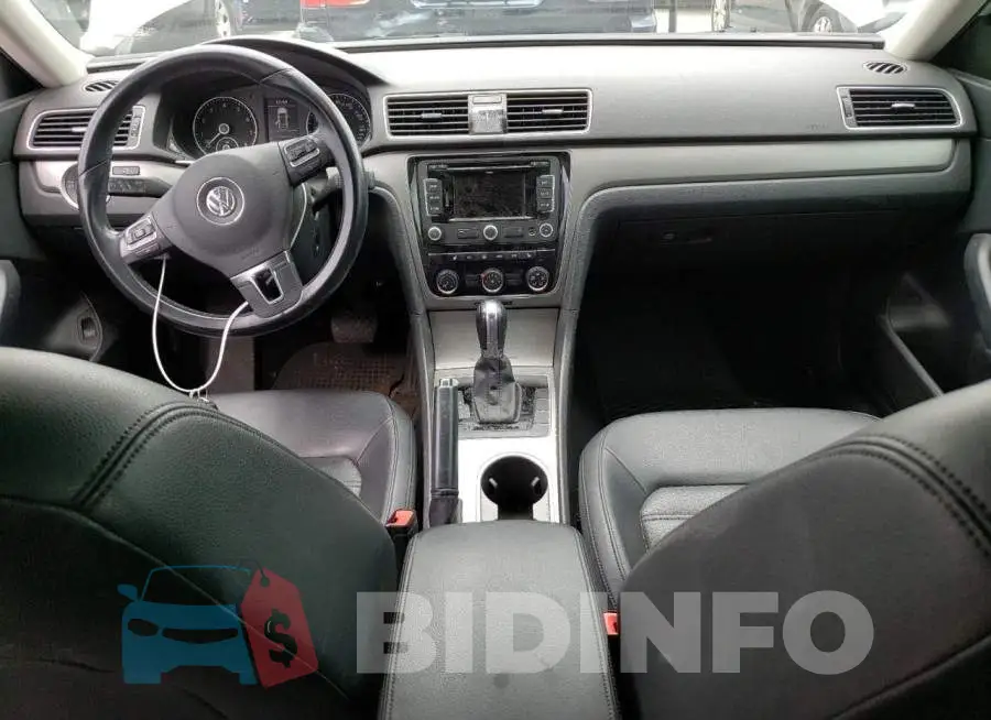 1VWBS7A32FC004611 Photo# 8