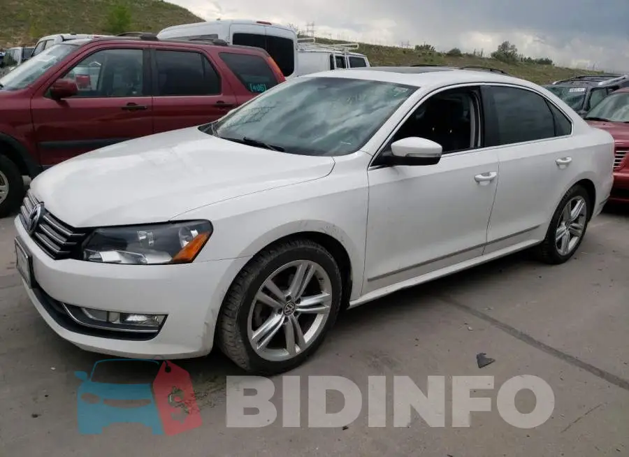 1VWBS7A32FC004611 Photo# 1