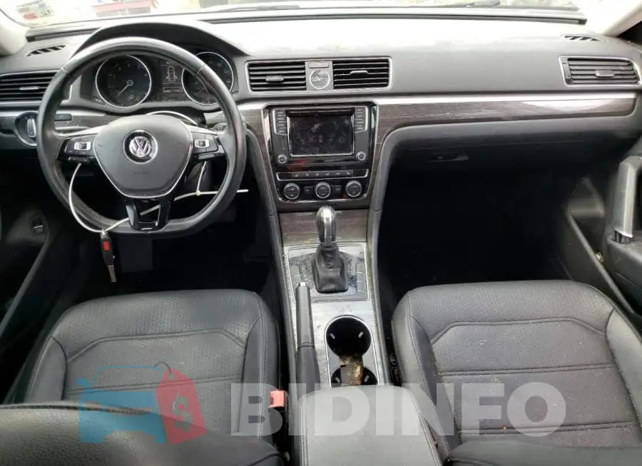 1VWBS7A34GC066481 Photo# 8