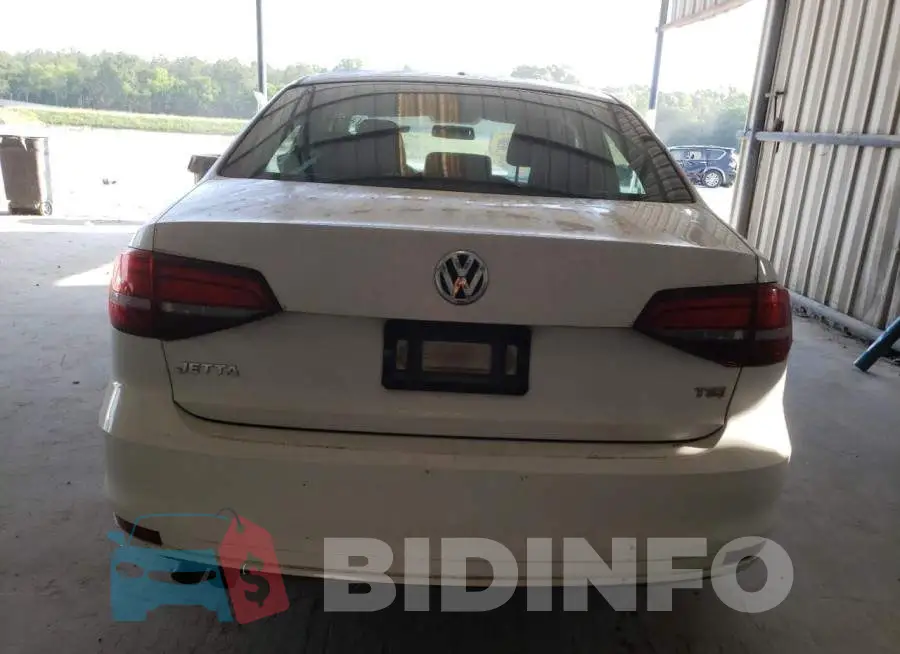 3VW267AJ5GM366208 Photo# 6