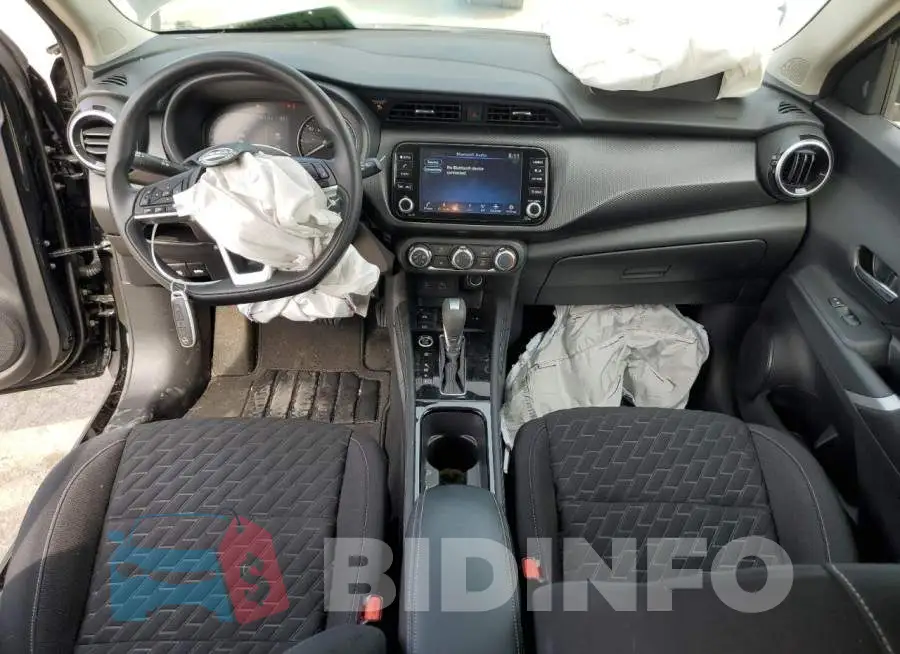 3N1CP5CV8PL503546 Photo# 8