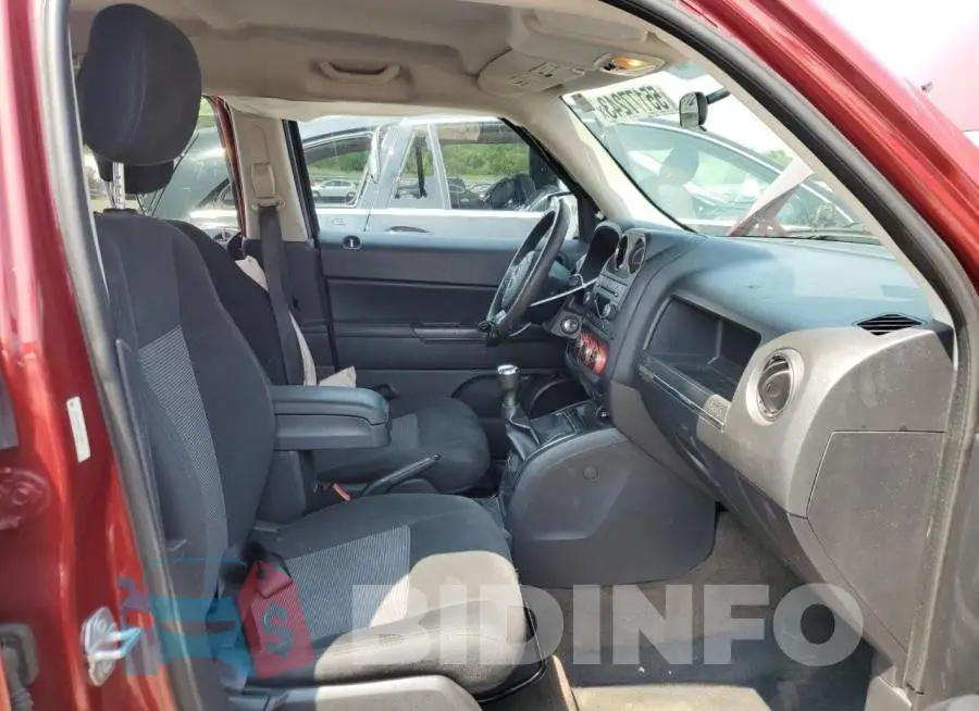 1C4NJPBA3FD110320 Photo# 7