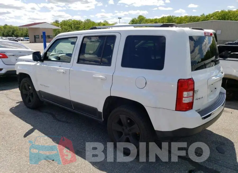 1C4NJRFB8GD671516 Photo# 2
