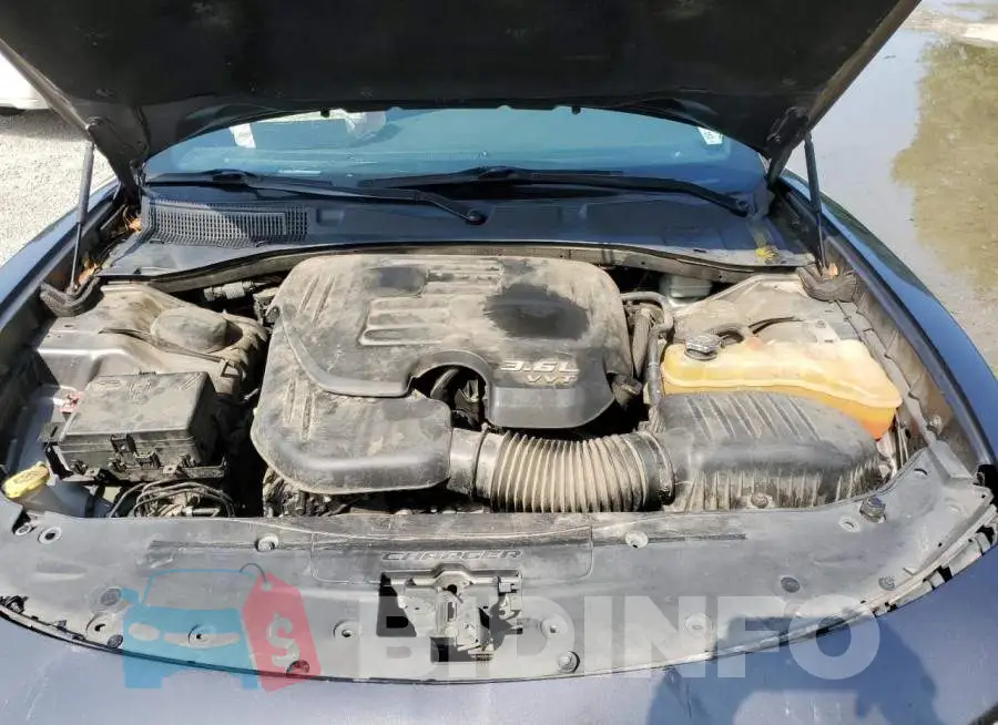 2C3CDXBG8FH827306 Photo# 11