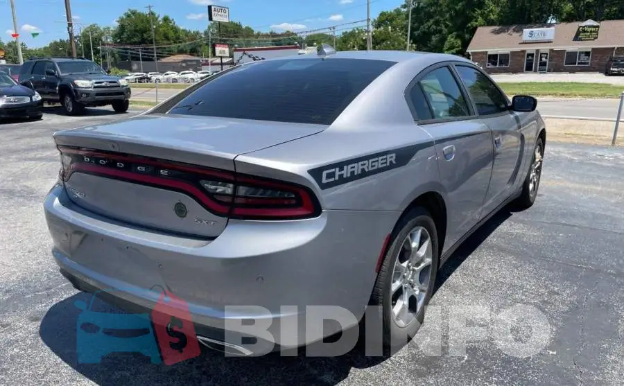 2C3CDXJG3FH742584 Photo# 4