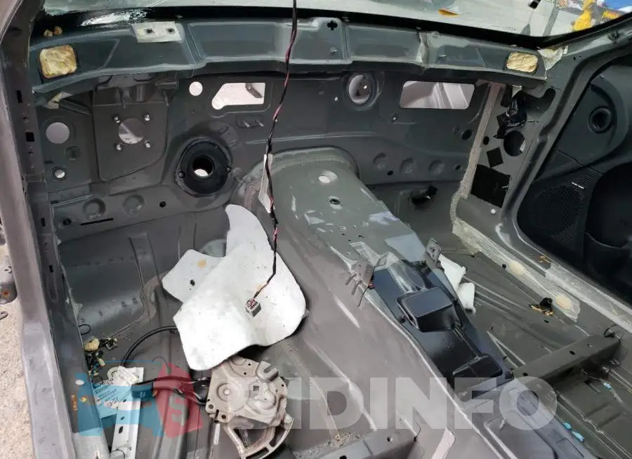 2C3CDZH9XJH102318 Photo# 8