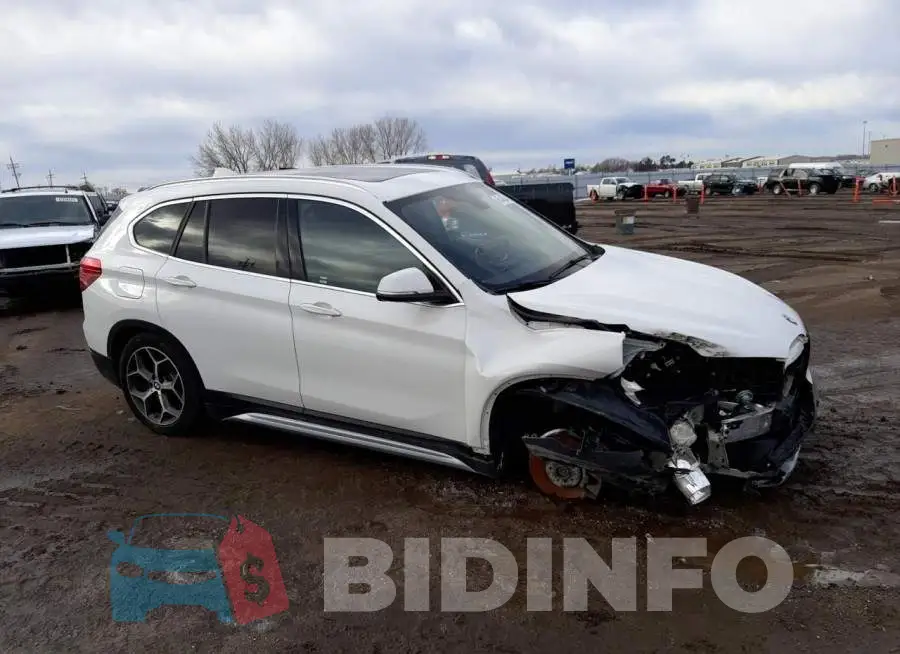 WBXHT3C3XJ5L29300 Photo# 1