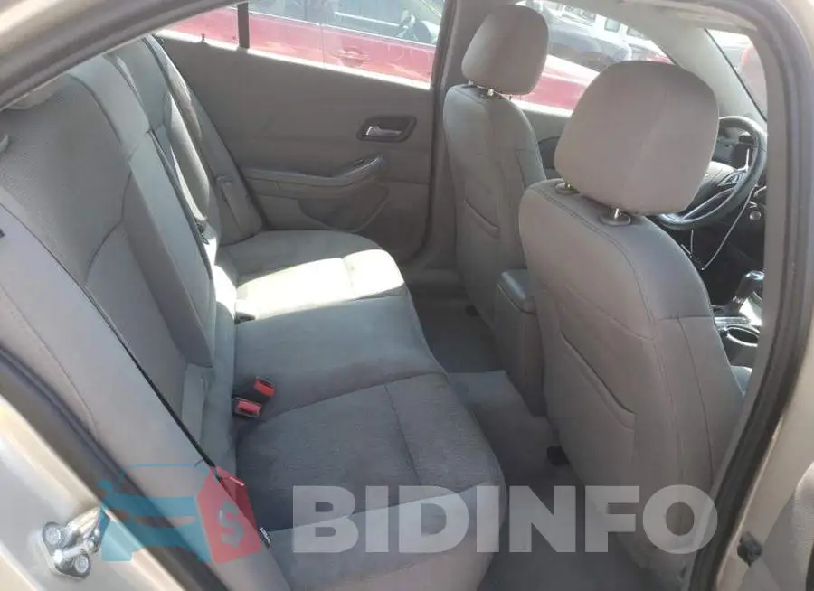 1G11B5SL7FF350288 Photo# 10