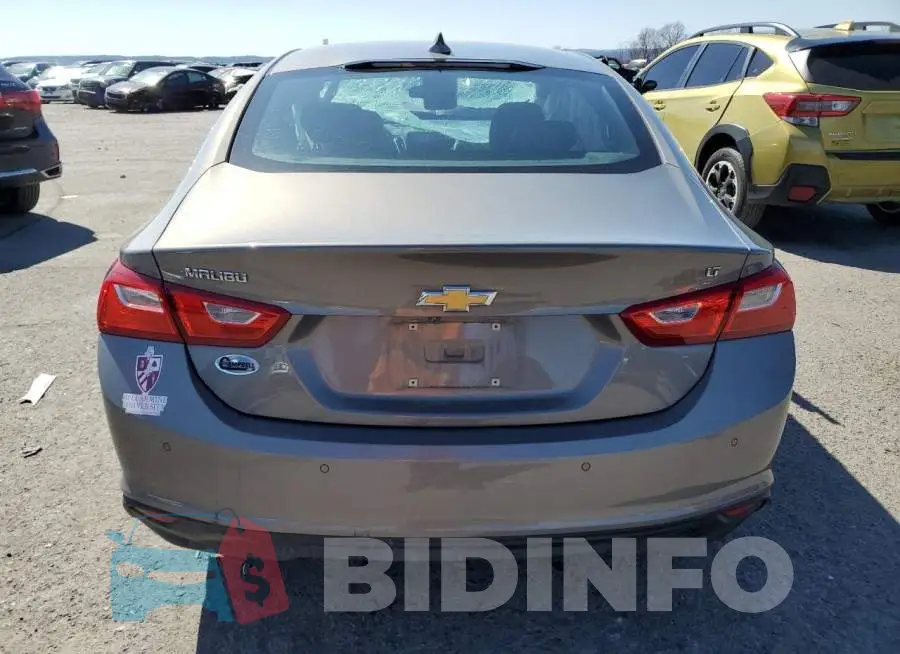 1G1ZD5ST4JF181403 Photo# 6