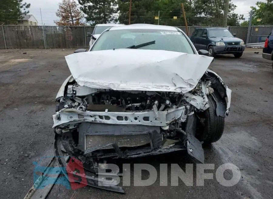 1FADP3E25GL368164 Photo# 5