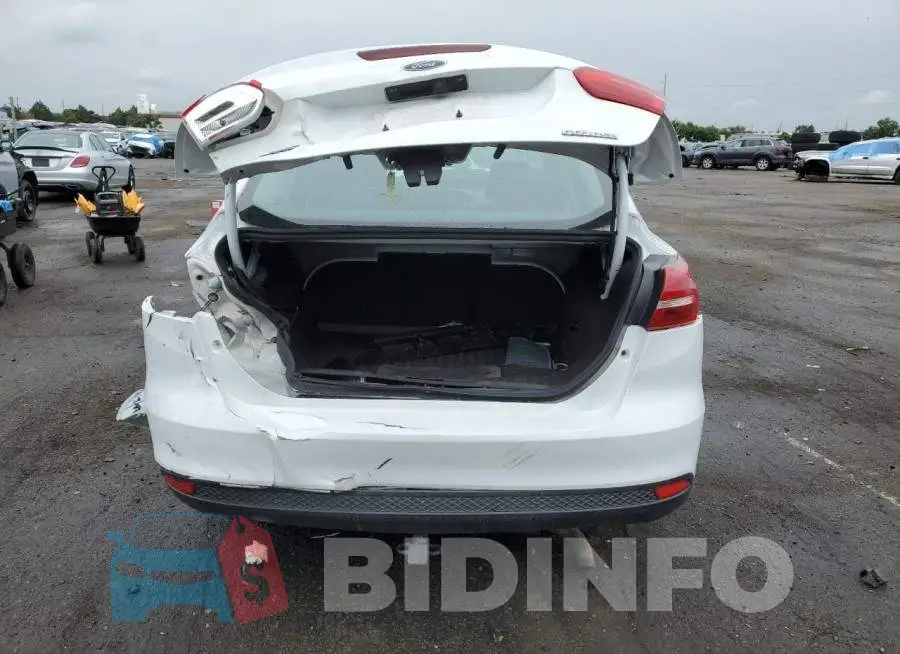 1FADP3E25GL368164 Photo# 6