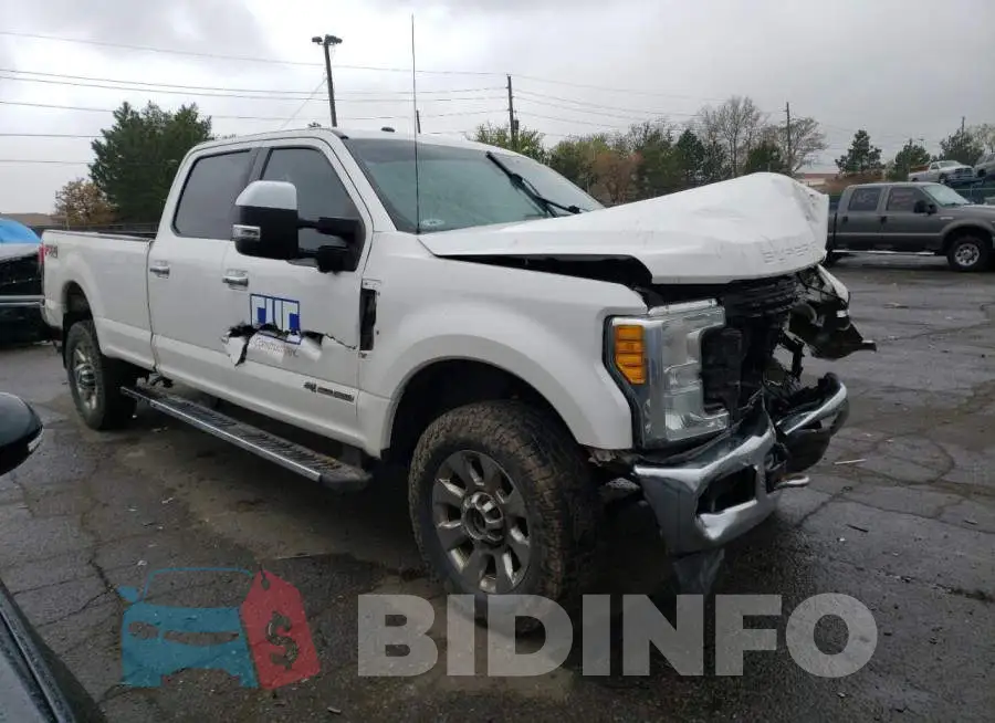 1FT8W3BT1HEB22407 Photo# 4