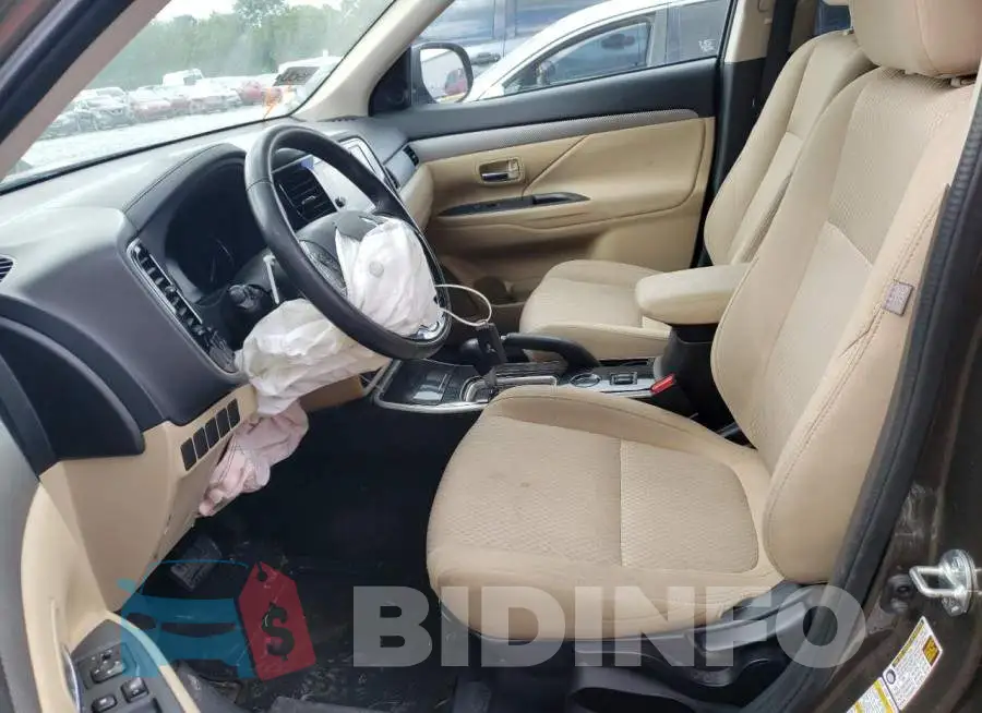 JA4AD3A33JZ026974 Photo# 7