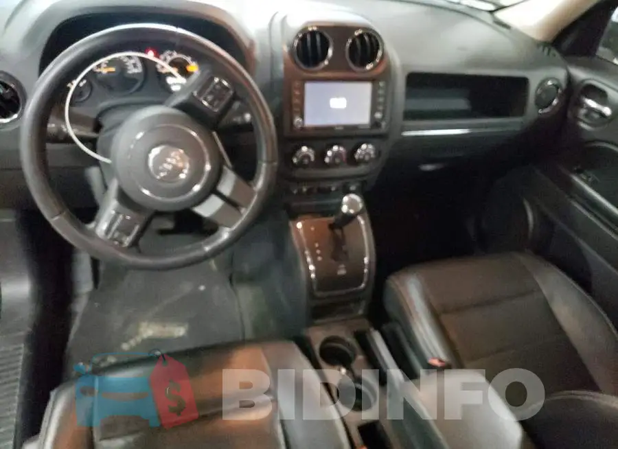 1C4NJPFAXGD526943 Photo# 8