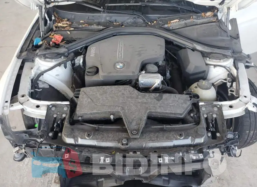 WBA8A3C54GK690744 Photo# 11