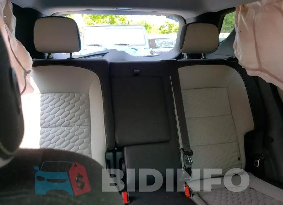 3GNAXHEV6LS672037 Photo# 10